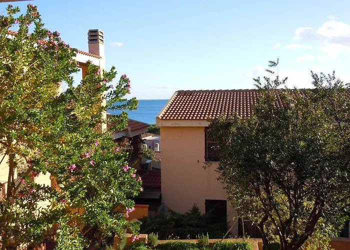 Casa Vacanza Porto Corallo Holiday home *