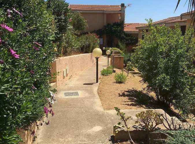 Casa Vacanza Porto Corallo Nyaraló *